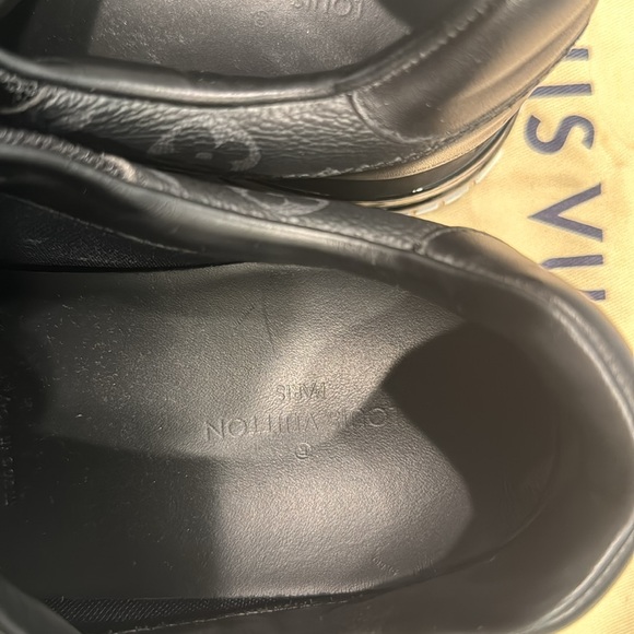 Louis Vuitton men sneakers - Picture 3 of 9